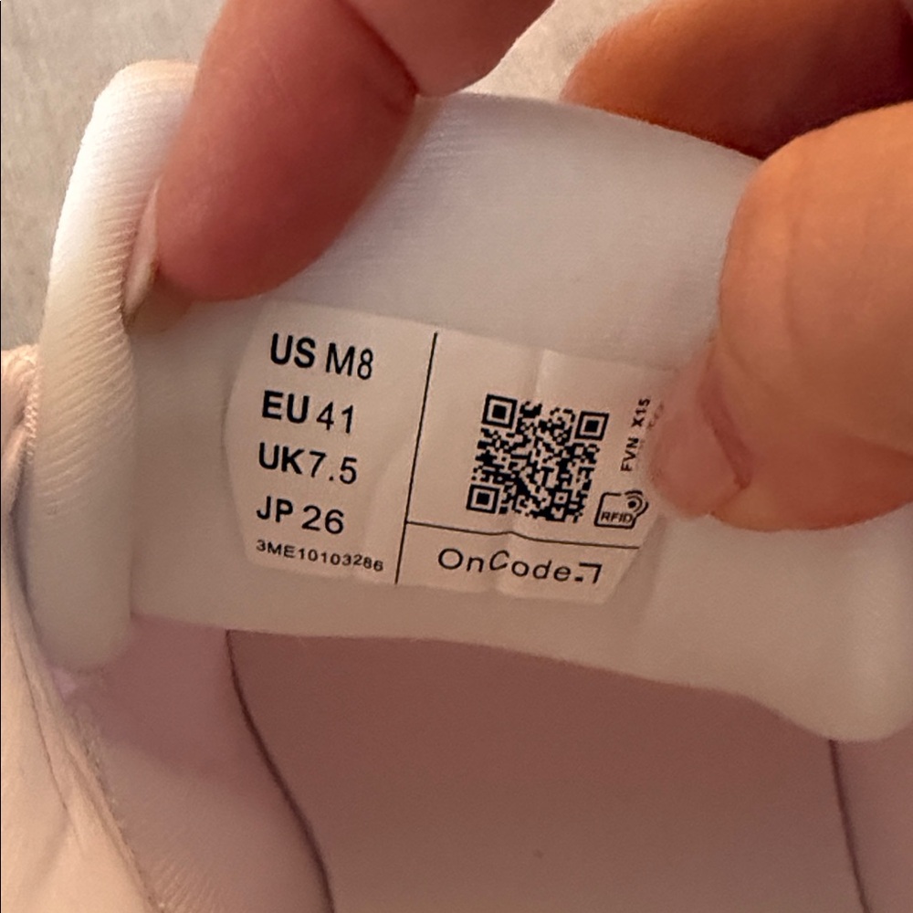 On Running sized for men 8 Light Pink Cloud Sneakers - Picture 2 of 7